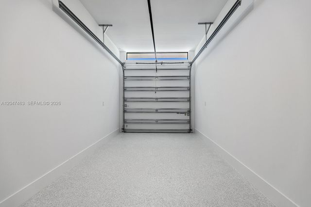 1051 NE 2nd Ter, Boca Raton, FL 33432