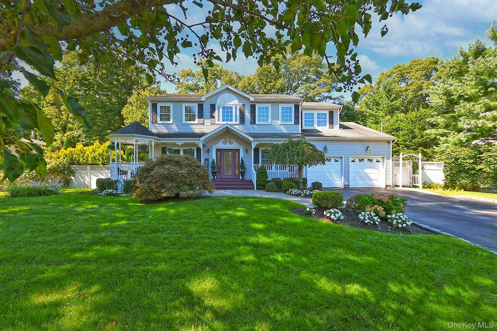 7 Ona Avenue, Dix Hills, NY 11746 — exterior