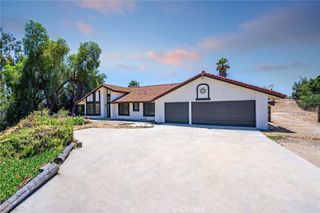 18085 Golden Leaf Lane, Woodcrest, CA 92504
