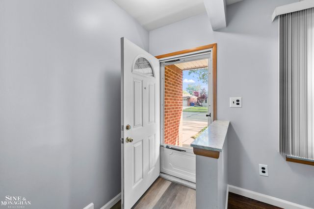 13152 Iowa Drive, Warren, MI 48088