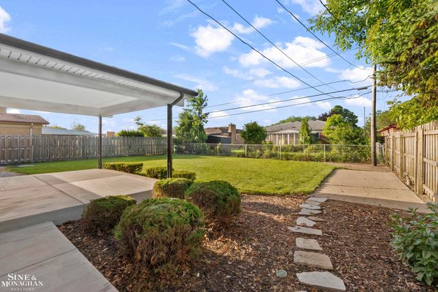 13152 Iowa Drive, Warren, MI 48088