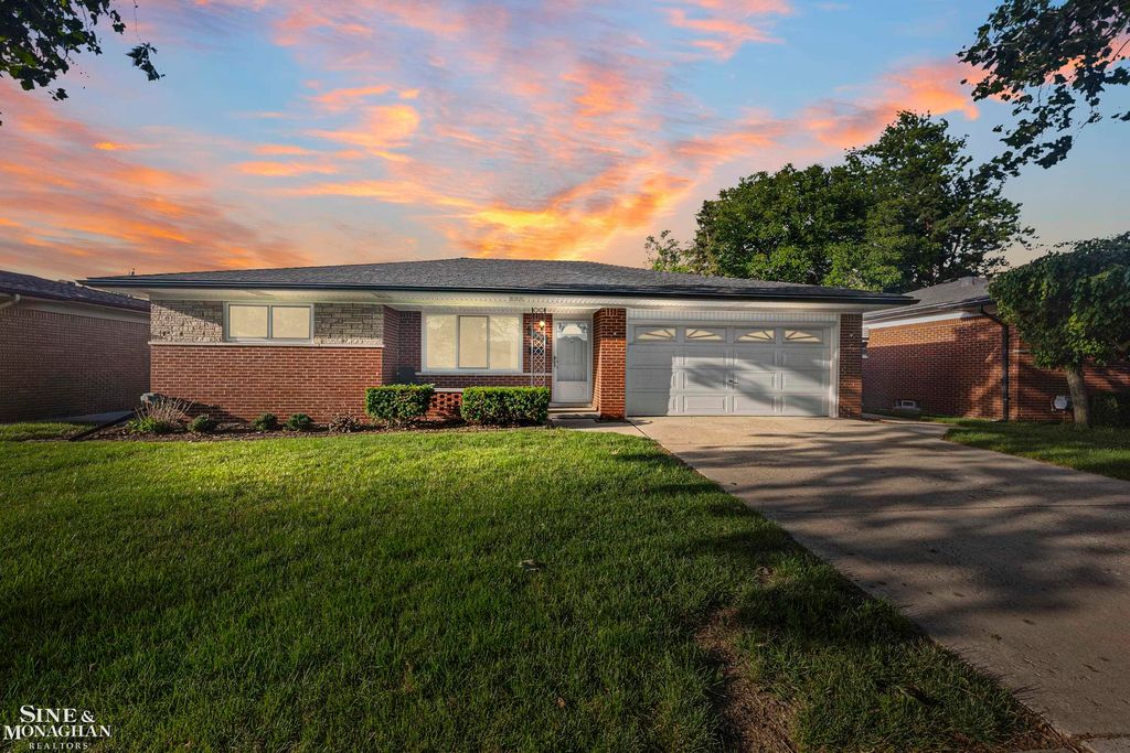 13152 Iowa Drive, Warren, MI 48088
