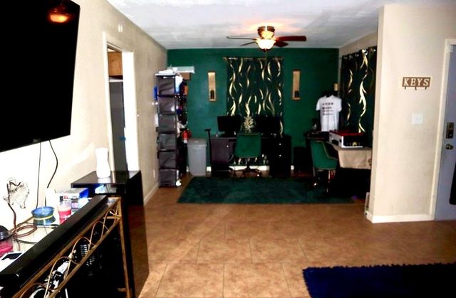 5715 Hirondel Street, Houston, TX 77033