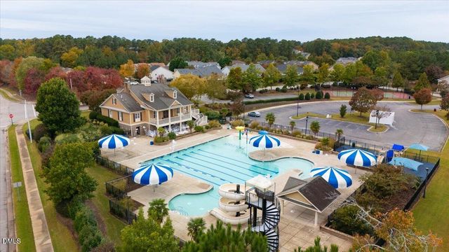 541 Berry Chase Way, Cary, NC 27519