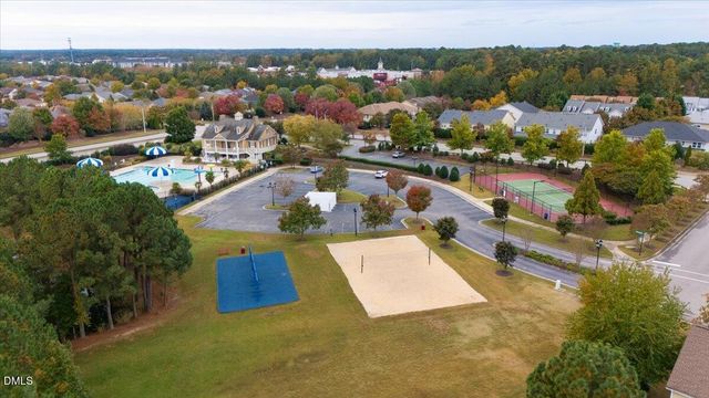 541 Berry Chase Way, Cary, NC 27519