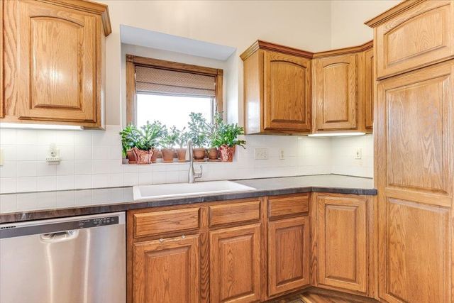 2682 N Shefford Ct, Wichita, KS 67205