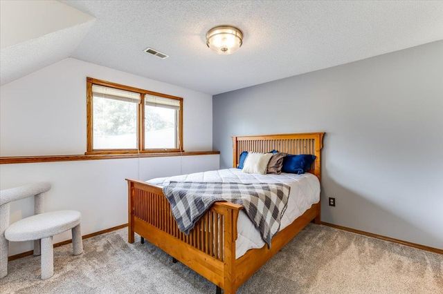 2682 N Shefford Ct, Wichita, KS 67205