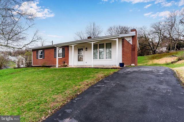 116 PLEASANTVIEW TER, New Cumberland, PA 17070