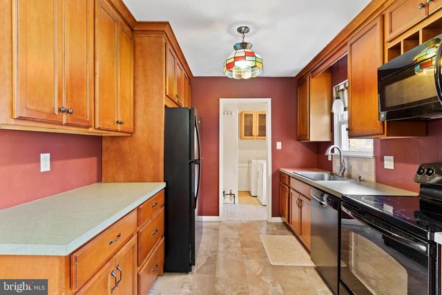 116 PLEASANTVIEW TER, New Cumberland, PA 17070