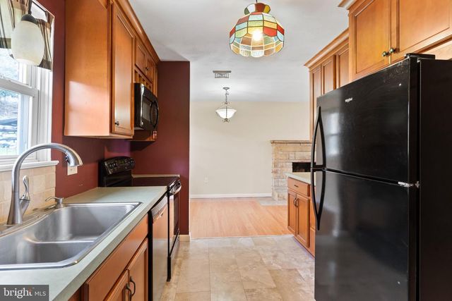 116 PLEASANTVIEW TER, New Cumberland, PA 17070