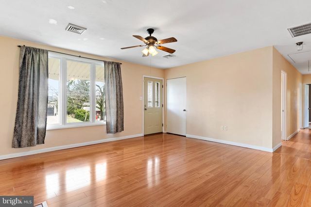 116 PLEASANTVIEW TER, New Cumberland, PA 17070