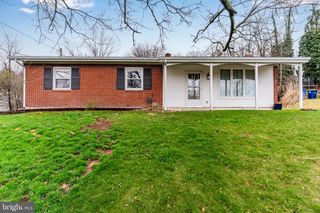 116 PLEASANTVIEW TER, New Cumberland, PA 17070
