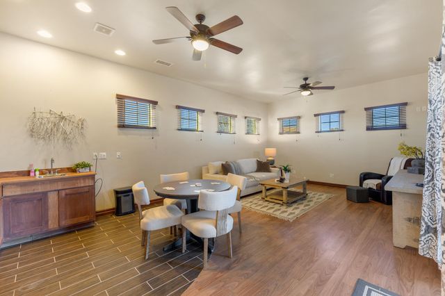 3887 Hanley Road NE, Rio Rancho, NM 87144