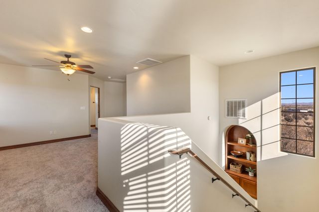 3887 Hanley Road NE, Rio Rancho, NM 87144