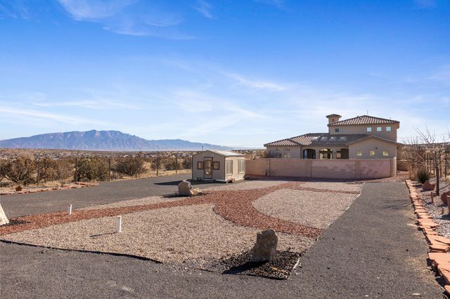 3887 Hanley Road NE, Rio Rancho, NM 87144