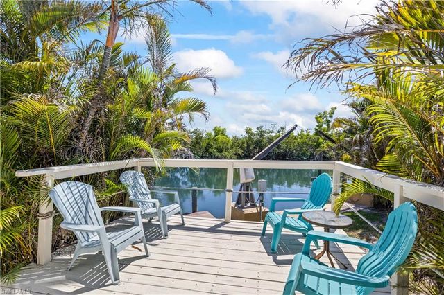 3843 Cherry LN, St. James City, FL 33956