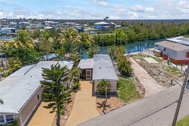 3843 Cherry LN, St. James City, FL 33956