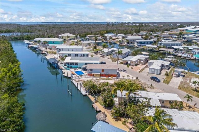 3843 Cherry LN, St. James City, FL 33956