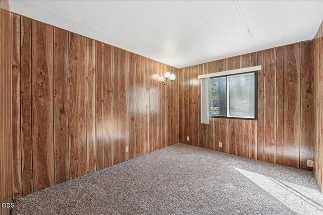 15039 Yorkie Lane, La Pine, OR 97739