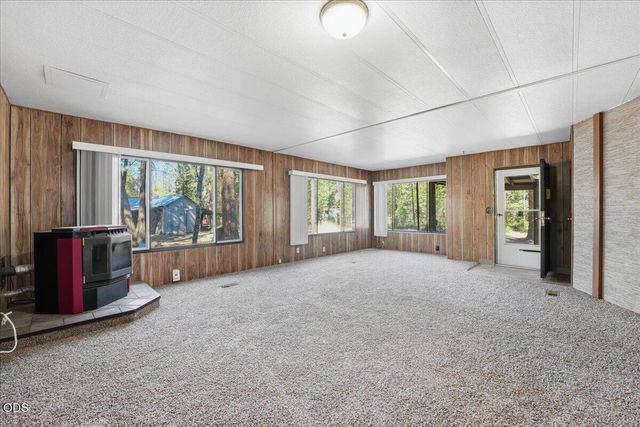 15039 Yorkie Lane, La Pine, OR 97739