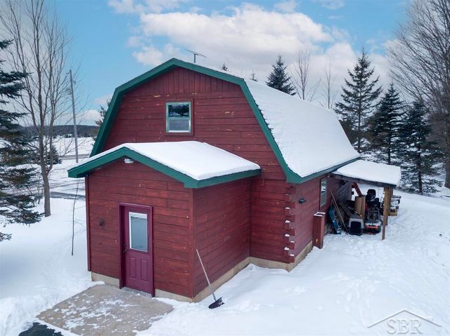 4646 Rau Road, Edwards Twp, MI 48661