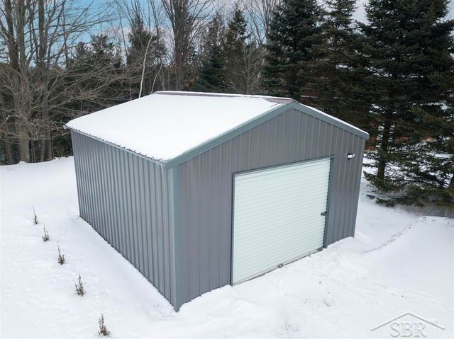 4646 Rau Road, Edwards Twp, MI 48661