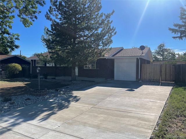 358 S Tucson Way, Aurora, CO 80012