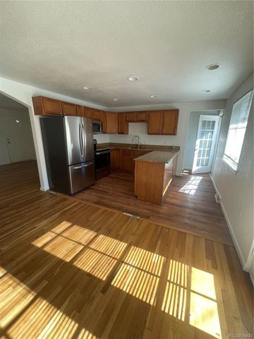 358 S Tucson Way, Aurora, CO 80012