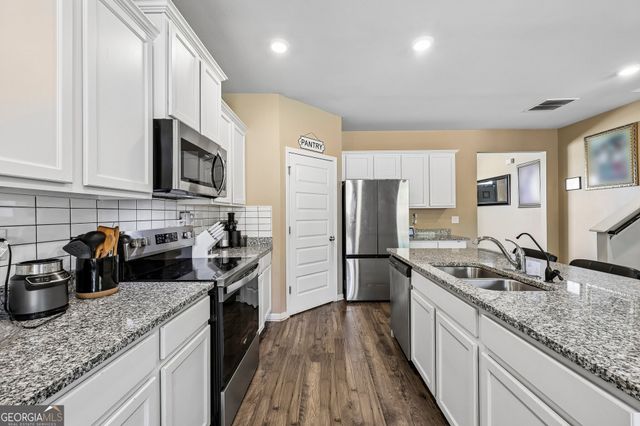 378 Indian River Drive, Jefferson, GA 30549