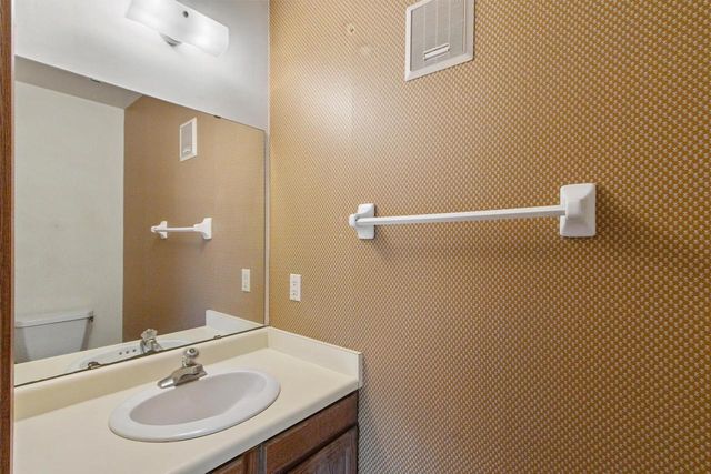 6966 Park Ridge Drive, Madison, WI 53719