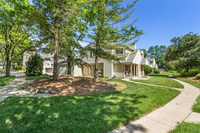 6966 Park Ridge Drive, Madison, WI 53719