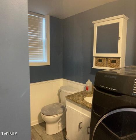 164 Woodstock Lane, Bristol, VA 24201