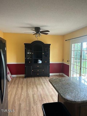 164 Woodstock Lane, Bristol, VA 24201
