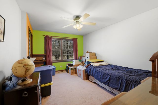 30W030 SCHICK Road, Bartlett, IL 60104