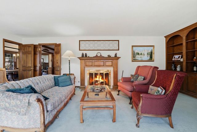 30W030 SCHICK Road, Bartlett, IL 60104
