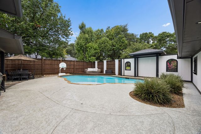 16814 Deer Park Drive, Dallas, TX 75248