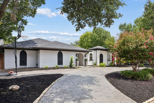 16814 Deer Park Drive, Dallas, TX 75248