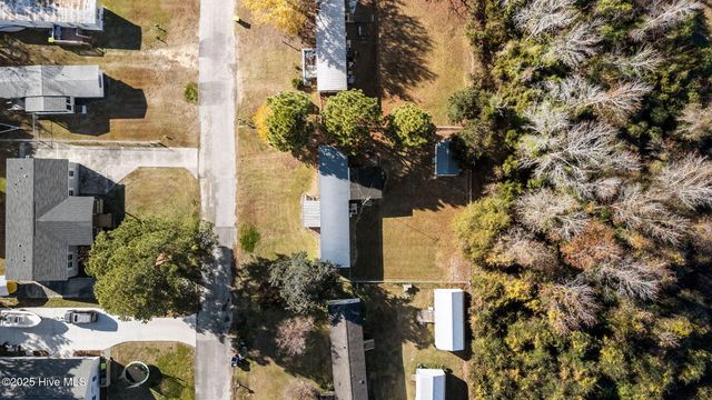 105 Ronnie Road, Beaufort, NC 28516