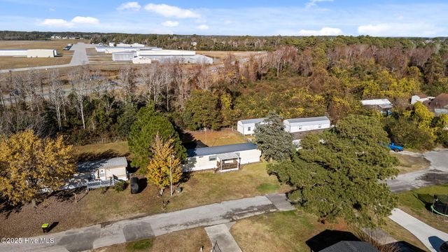 105 Ronnie Road, Beaufort, NC 28516