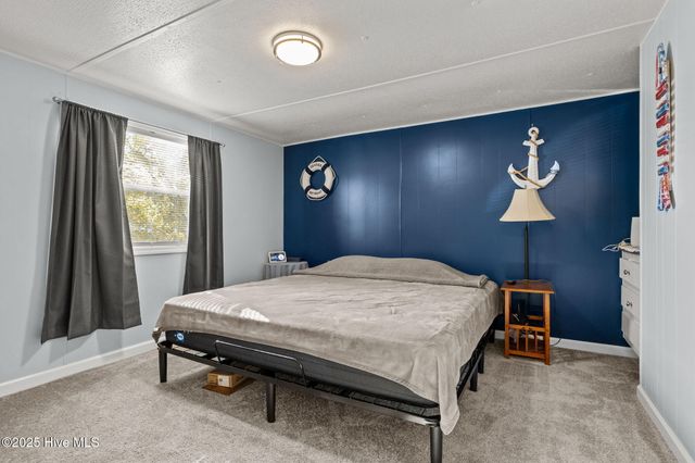 105 Ronnie Road, Beaufort, NC 28516