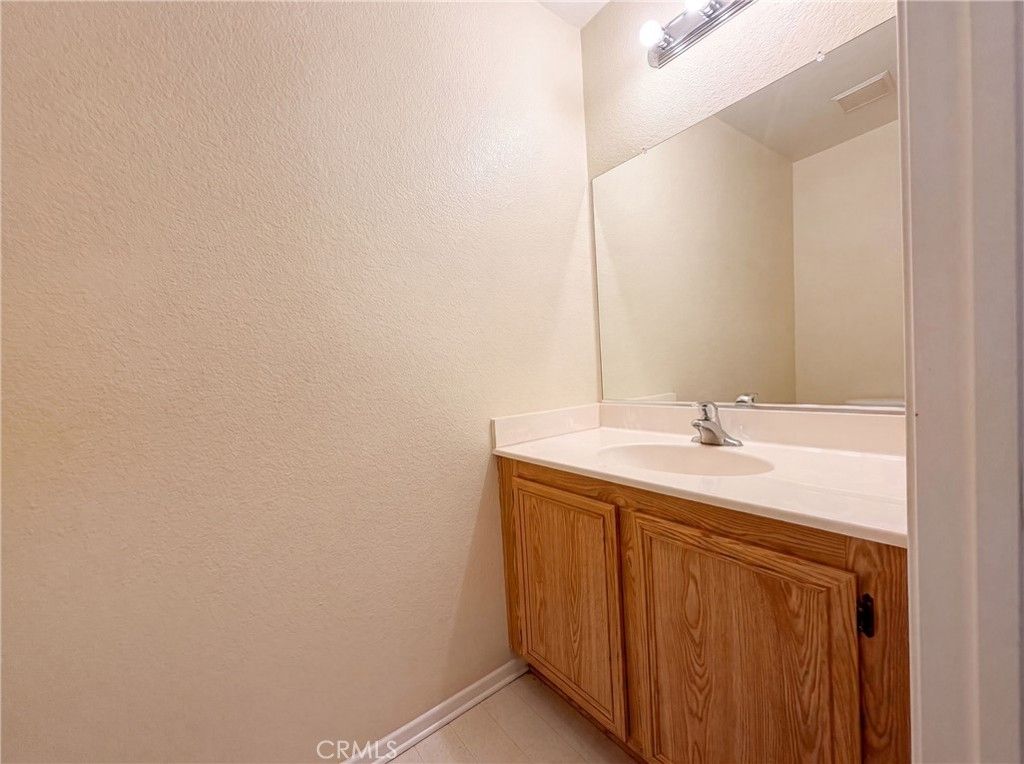Image 9 of property listing at 18792 Dogwood Court, Adelanto, CA 92301