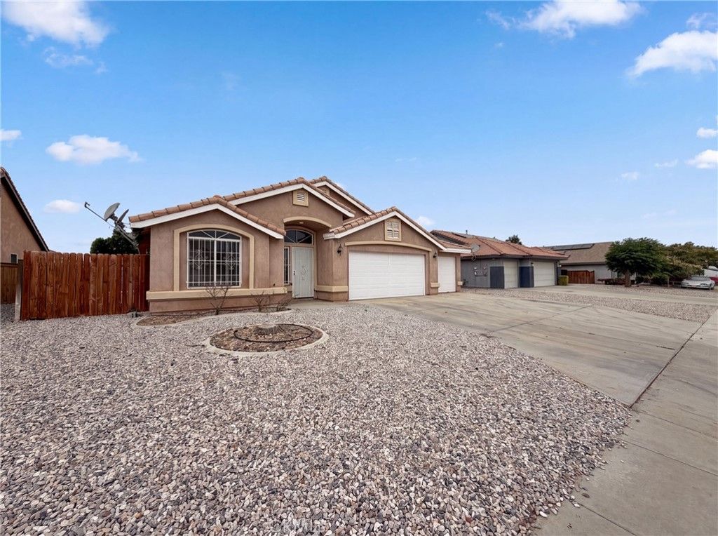 Image 25 of property listing at 18792 Dogwood Court, Adelanto, CA 92301