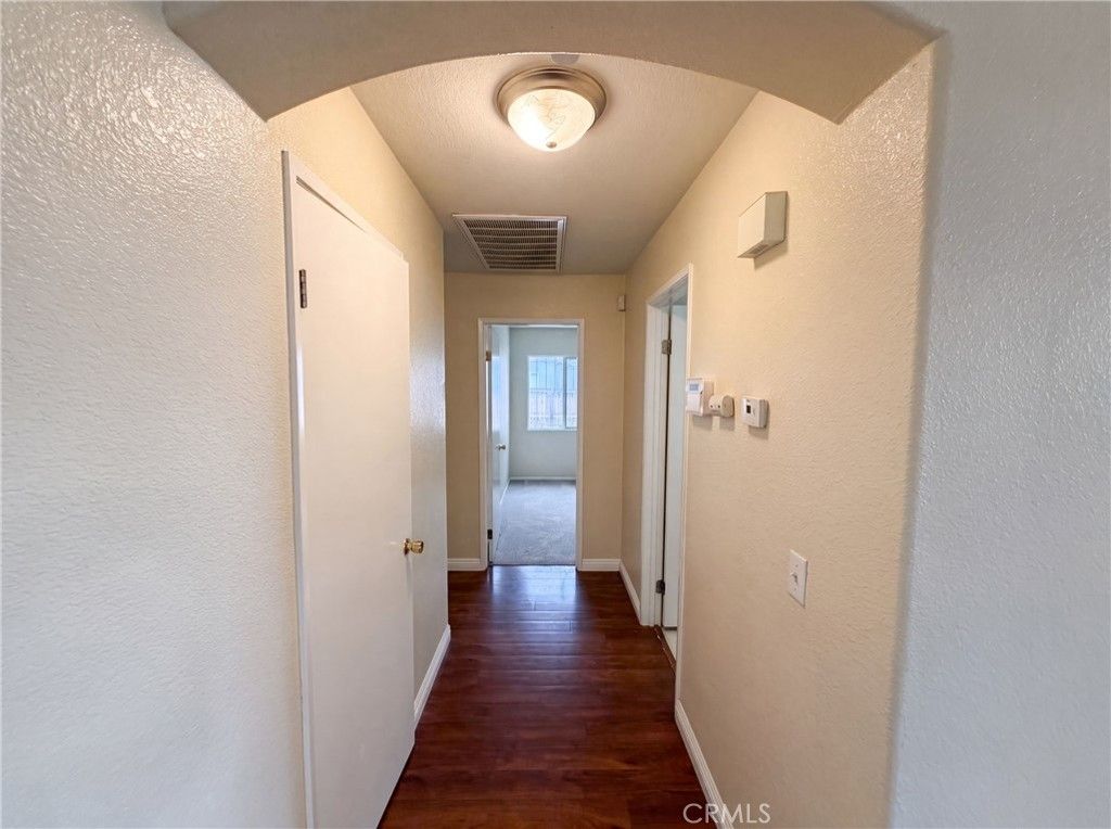 Image 7 of property listing at 18792 Dogwood Court, Adelanto, CA 92301