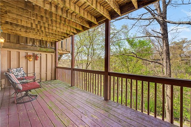 65 Davis Circle, Bella Vista, AR 72715
