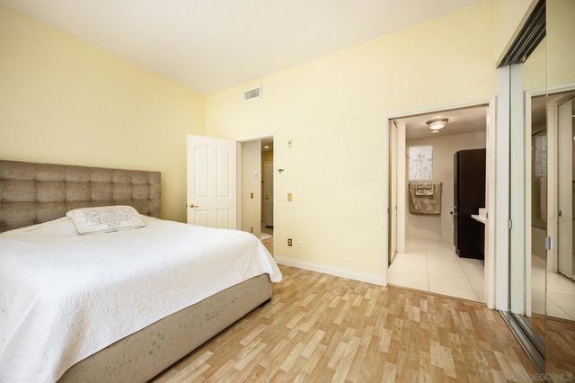 521 Arbor Dr 105, San Diego, CA 92103