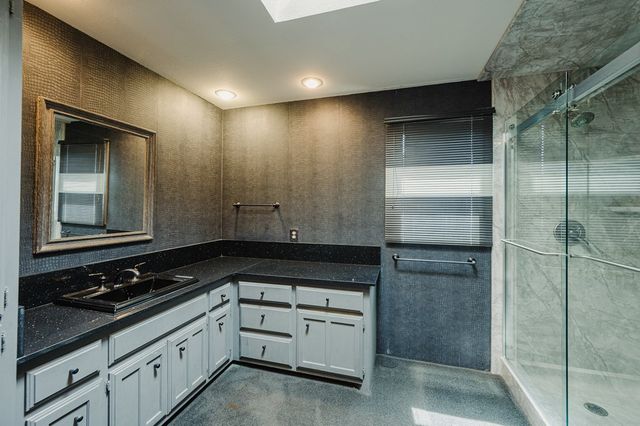 1 Hialeah Drive, Midland, TX 79705