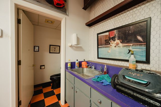 1 Hialeah Drive, Midland, TX 79705