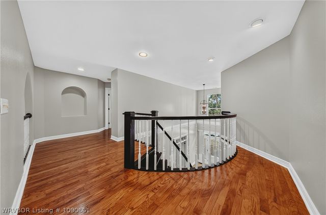 88 Skyview Lane, Fayetteville, AR 72701