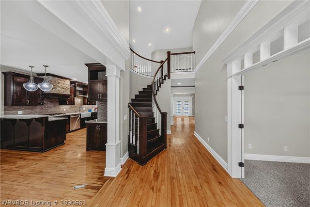 88 Skyview Lane, Fayetteville, AR 72701