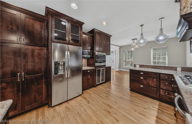 88 Skyview Lane, Fayetteville, AR 72701